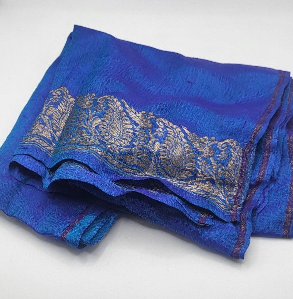 Estate 100% Silk Vibrant Iridescent Blue Teal Gold Edge Rectangular Scarf 42in